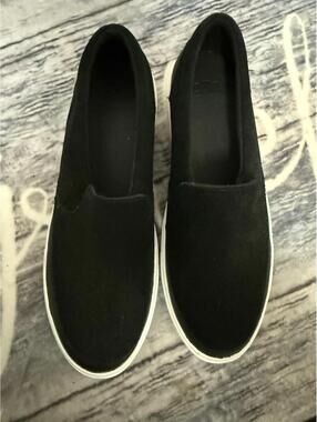 UGG Women’s Zilo Slip On Sneaker Black White Size 8.5 UK 6.5 Classic Platform